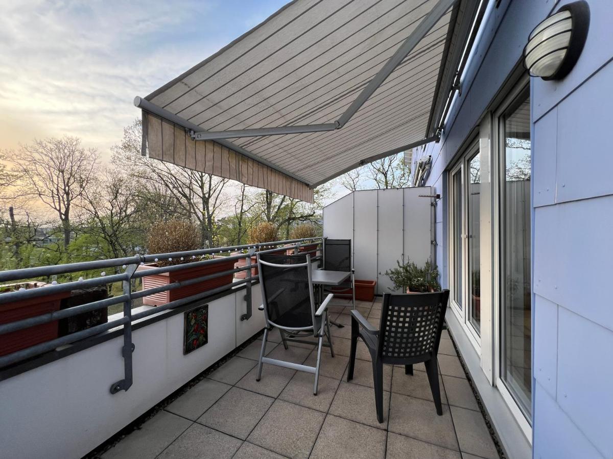 Maisonette Penthouse Fuer 8 Personen By Rabe - Free Netflix & Kostenloser Parkplatz & Grosse Terrasse Karlsruhe Bagian luar foto
