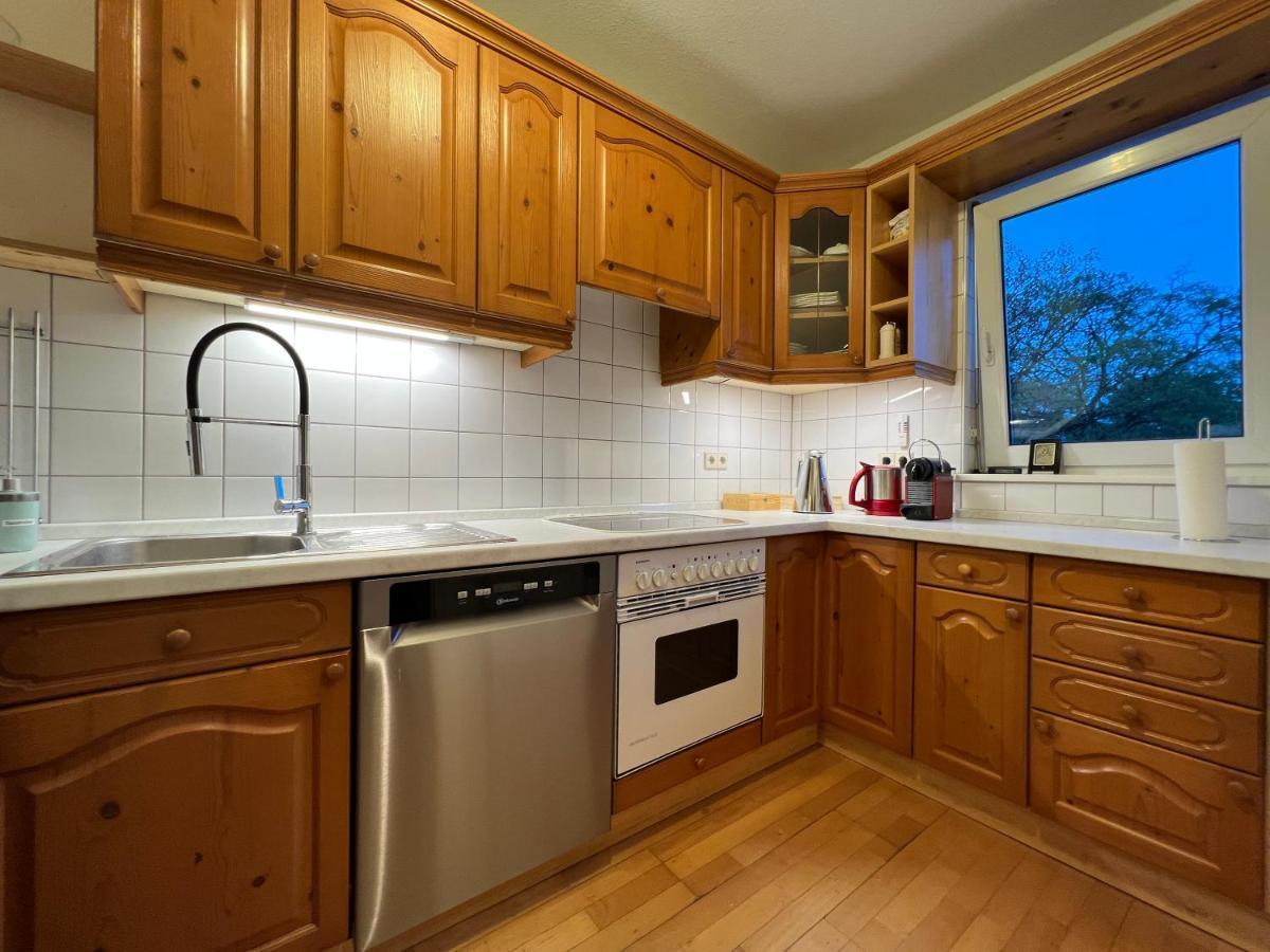 Maisonette Penthouse Fuer 8 Personen By Rabe - Free Netflix & Kostenloser Parkplatz & Grosse Terrasse Karlsruhe Bagian luar foto