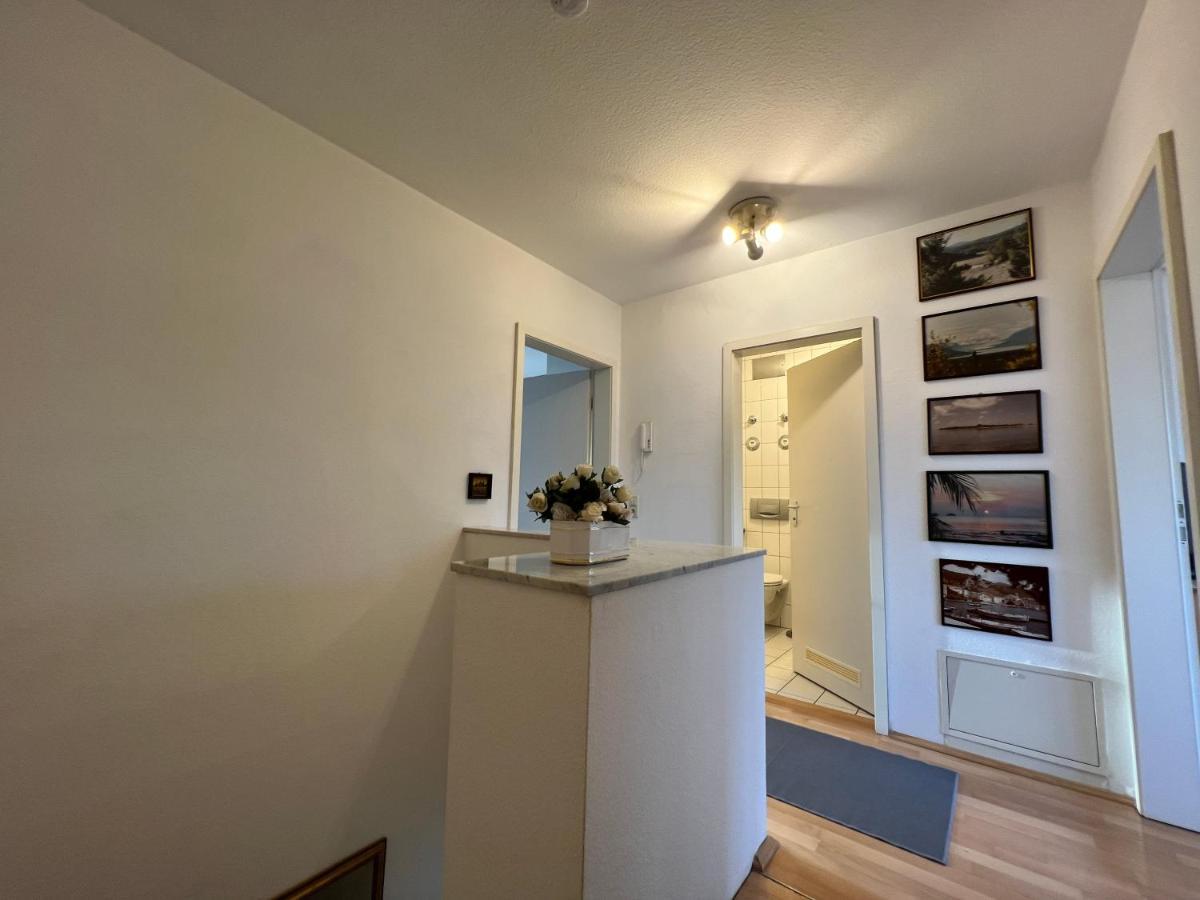Maisonette Penthouse Fuer 8 Personen By Rabe - Free Netflix & Kostenloser Parkplatz & Grosse Terrasse Karlsruhe Bagian luar foto