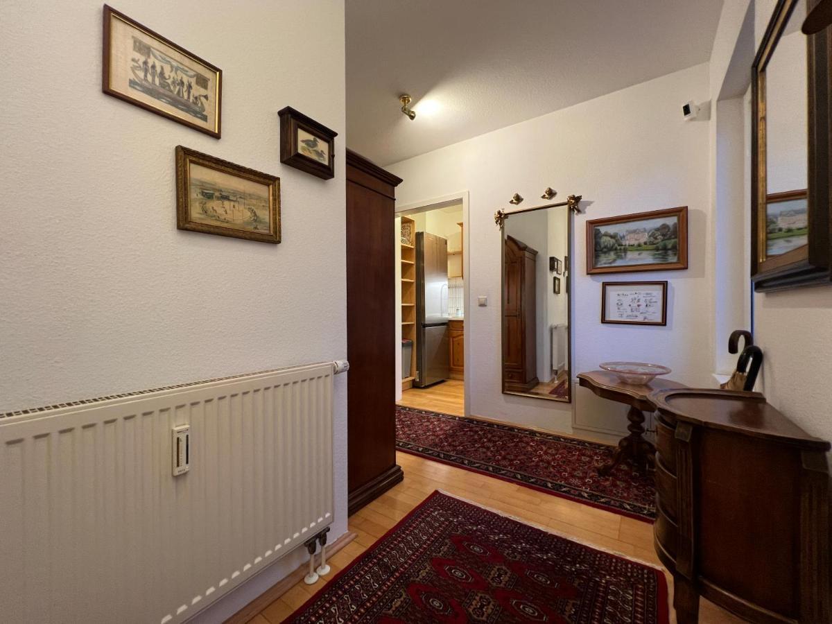 Maisonette Penthouse Fuer 8 Personen By Rabe - Free Netflix & Kostenloser Parkplatz & Grosse Terrasse Karlsruhe Bagian luar foto
