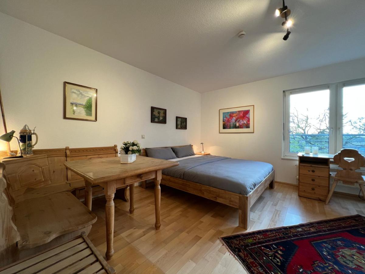 Maisonette Penthouse Fuer 8 Personen By Rabe - Free Netflix & Kostenloser Parkplatz & Grosse Terrasse Karlsruhe Bagian luar foto