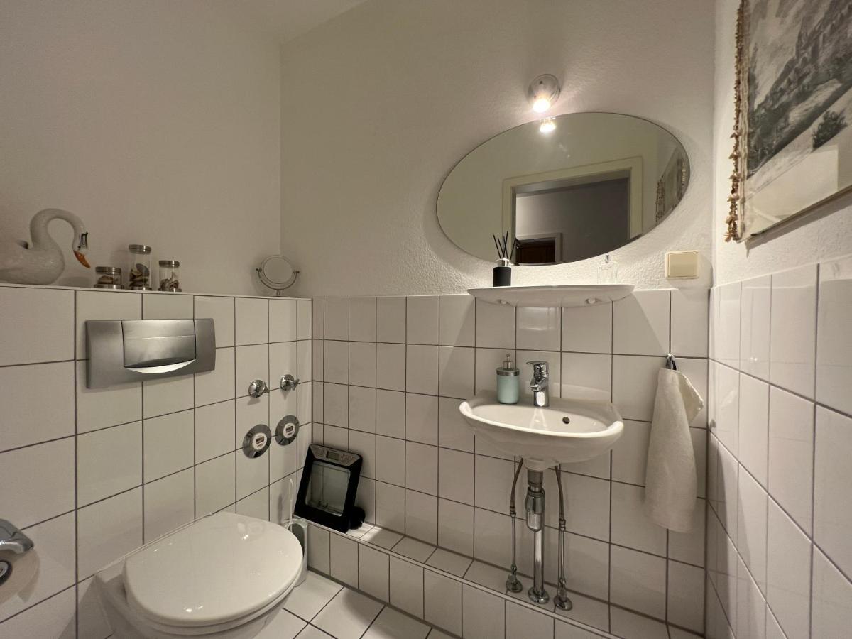 Maisonette Penthouse Fuer 8 Personen By Rabe - Free Netflix & Kostenloser Parkplatz & Grosse Terrasse Karlsruhe Bagian luar foto
